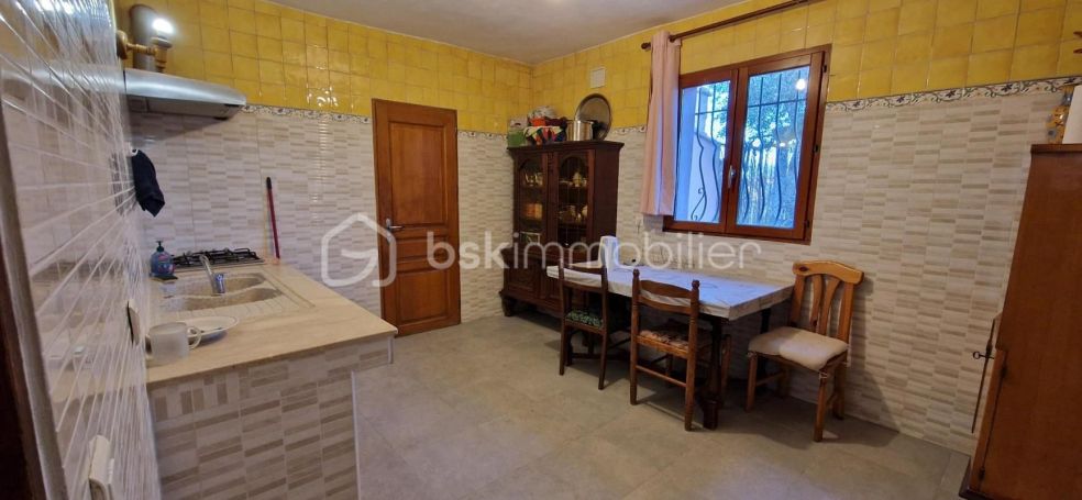 A louer MAISON  7 PIECES 107 M2  BRIGNOLES