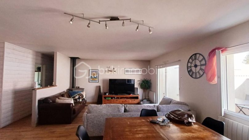 A louer MAISON  CONTEMPORAINE BORD DE MER OLONNE SUR MER