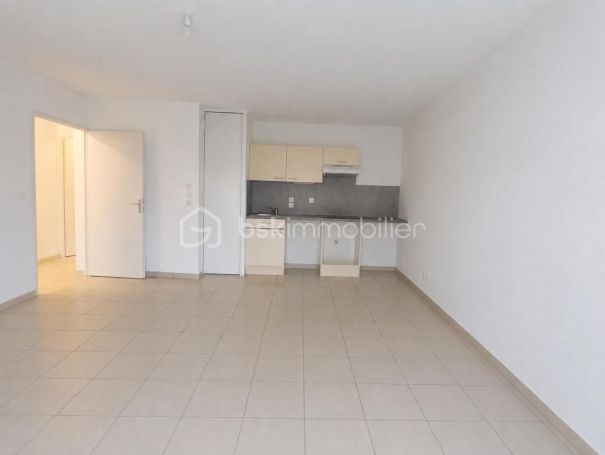 A louer APPARTEMENT T2 47 M2 TERRASSE  LISIEUX