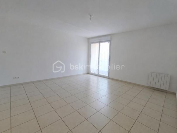 A louer APPARTEMENT T2 47 M2 TERRASSE  LISIEUX