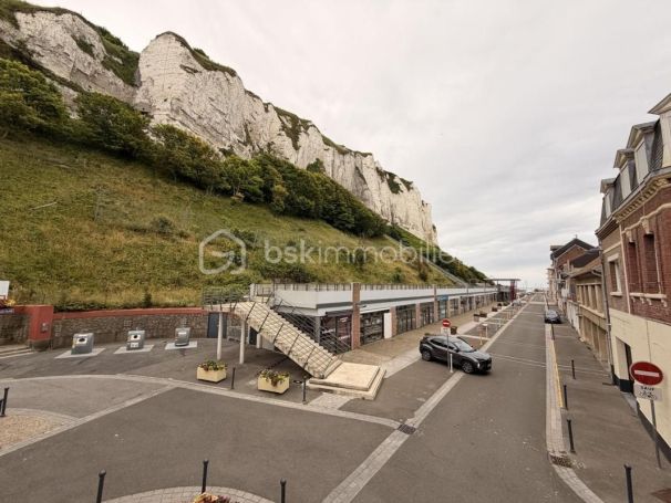 A louer APPARTEMENT T2 30 M2 VUE MER LE TREPORT