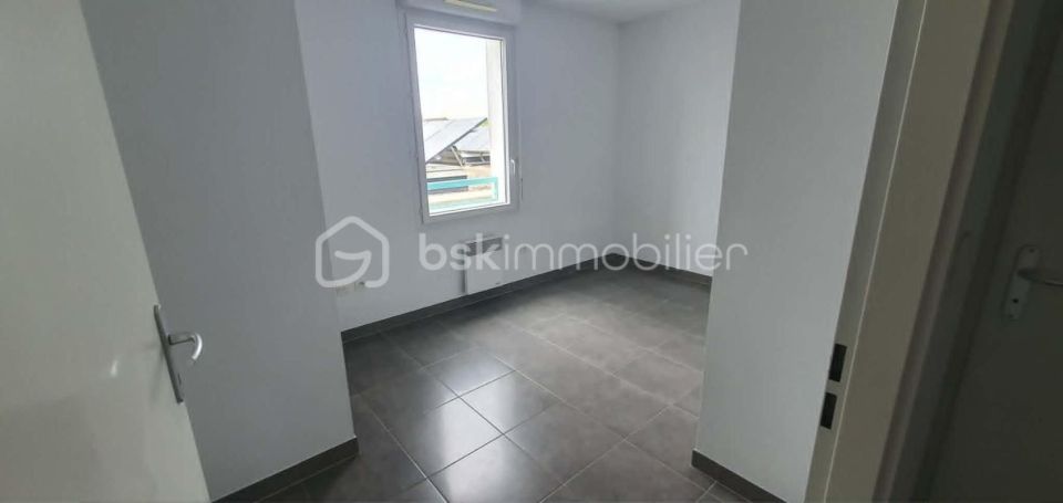 A louer APPARTEMENT T3 61 M2 TERRASSE  BOUGUENAIS