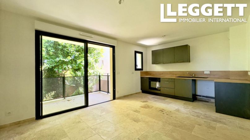 A louer APPARTEMENT DE PRESTIGE NEUF T3 74 M2  SAINT REMY DE PROVENCE