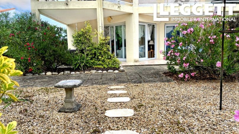 A louer APPARTEMENT T3 54 M2 TERRASSE BORD DE MER SAINT GEORGES DE DIDONNE