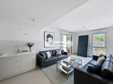 A vendre APPARTEMENT T2 39 M2 TERRASSE BORD DE MER LA CIOTAT