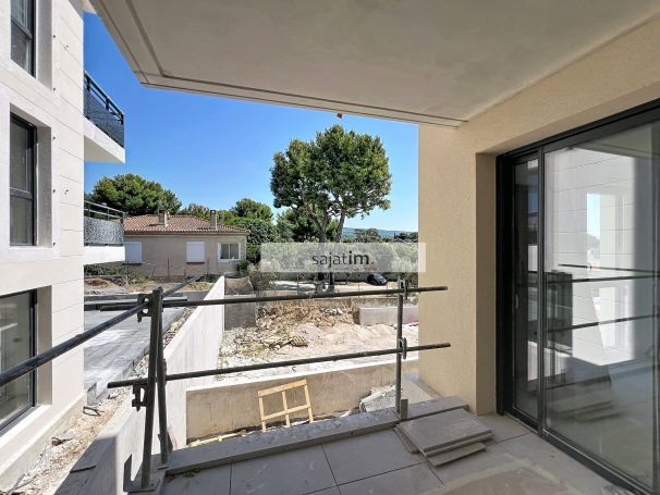 A vendre APPARTEMENT T2 39 M2 TERRASSE BORD DE MER LA CIOTAT