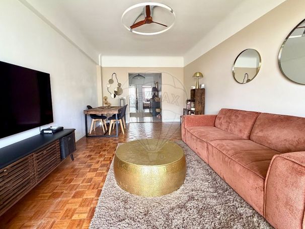 A louer APPARTEMENT T3 75 M2 TERRASSE BORD DE MER NICE