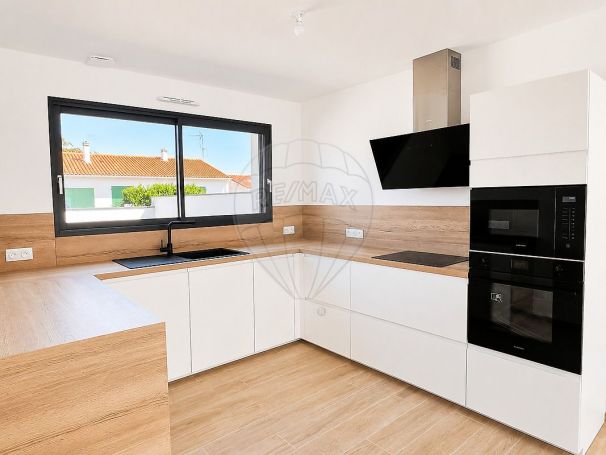 A louer MAISON  CONTEMPORAINE BORD DE MER ARVERT