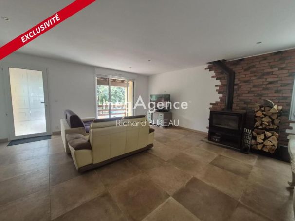 A louer MAISON  CONTEMPORAINE  MEOUNES LES MONTRIEUX