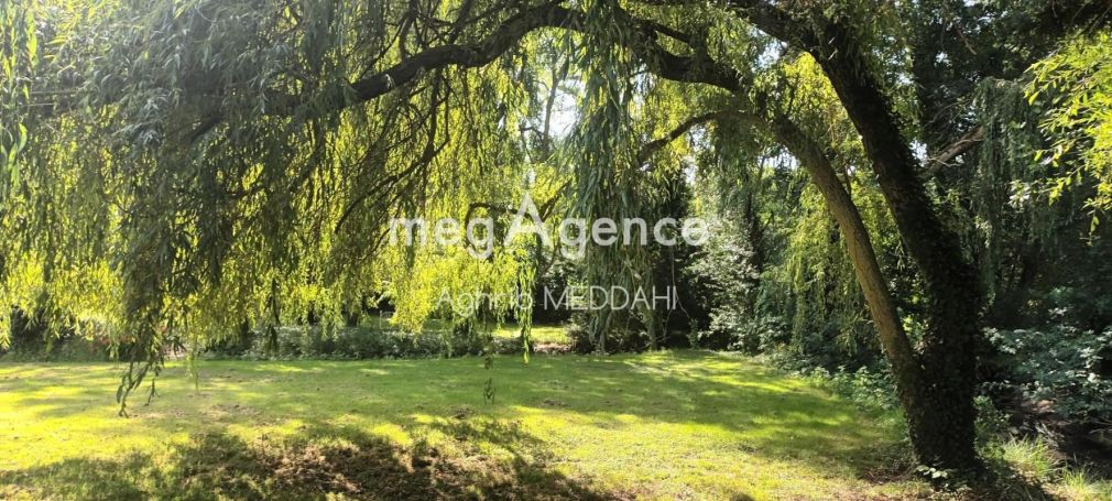 A vendre MAISON  DE MAîTRE  LE GUA