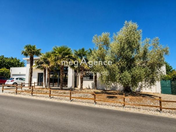 A louer MAISON  CONTEMPORAINE  LA ROCHE SUR YON