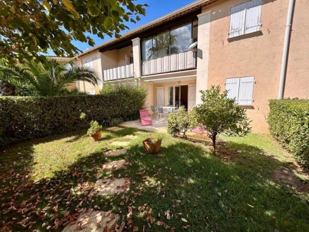 A louer APPARTEMENT T2 36 M2 BORD DE MER COGOLIN