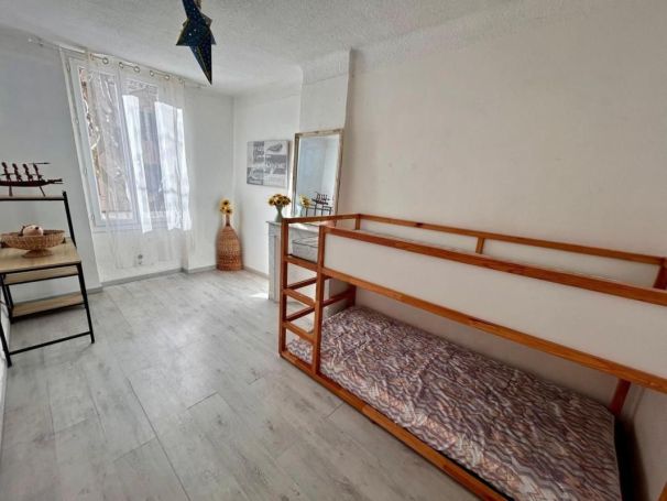 A louer APPARTEMENT T3 60 M2 BORD DE MER FREJUS