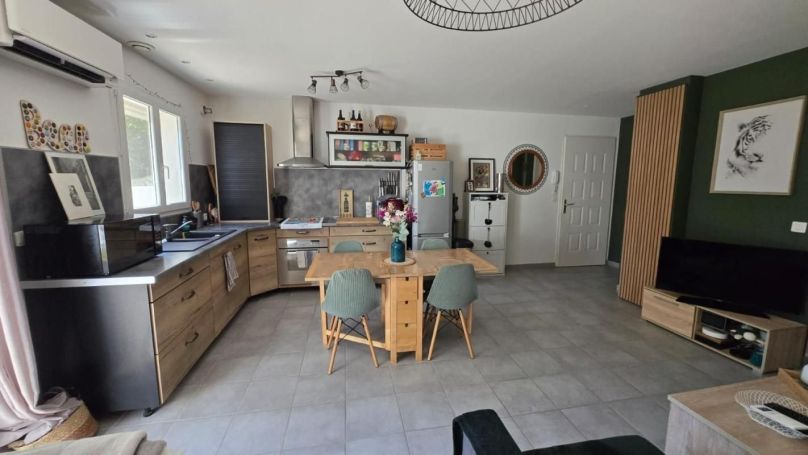 A louer APPARTEMENT T3 62 M2 TERRASSE  CASTRIES