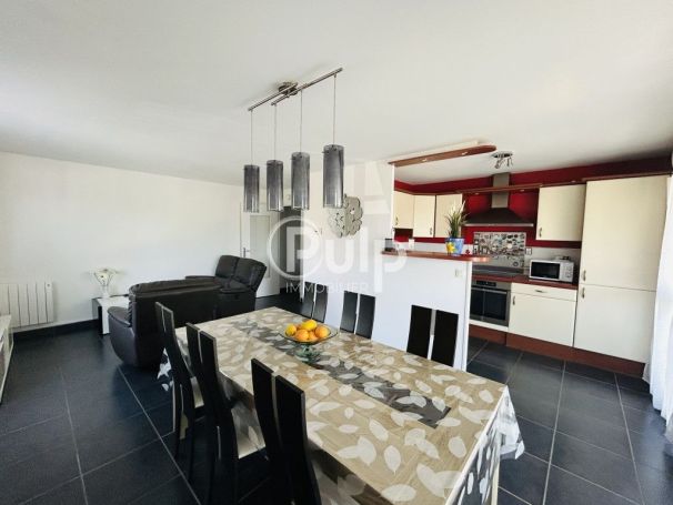 A louer APPARTEMENT T5 65 M2  OIGNIES