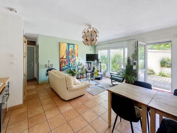 A louer APPARTEMENT T3 59 M2 TERRASSE BORD DE MER CUCQ