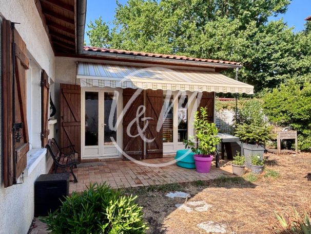 A vendre MAISON  4 PIECES 102 M2 BORD DE MER ANDERNOS LES BAINS