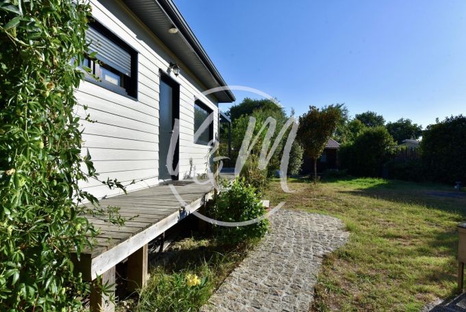 A vendre MAISON  CONTEMPORAINE  SAUMOS