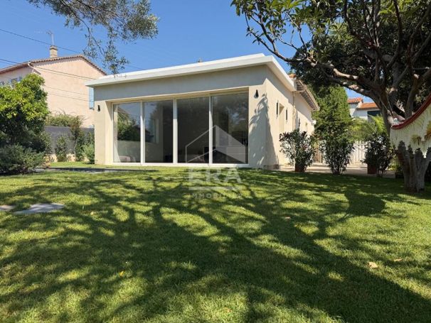 A louer MAISON 4 PIECES 96 M2 BORD DE MER CAGNES SUR MER
