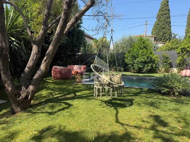 A louer MAISON 4 PIECES 96 M2 BORD DE MER CAGNES SUR MER