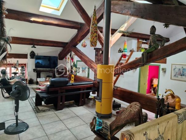 A louer APPARTEMENT T5 138 M2 TERRASSE  MONTESCOT