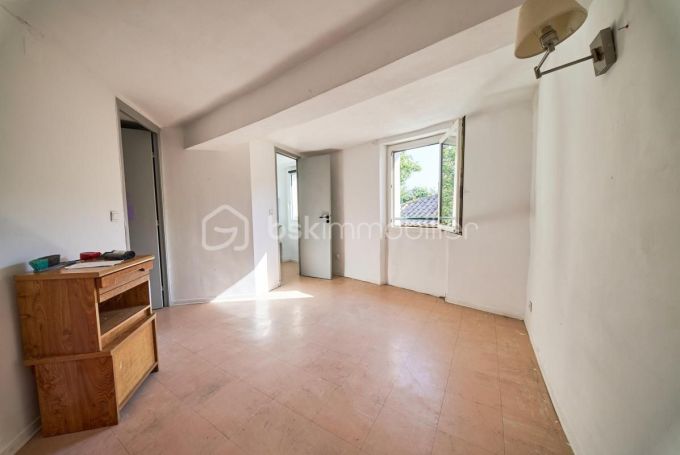 A louer APPARTEMENT T3 50 M2 TERRASSE  LE BEAUSSET