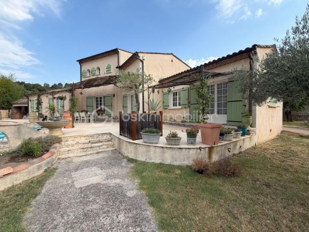 A louer MAISON  5 PIECES 185 M2  SAINT MARTIN DE VALGALGUES