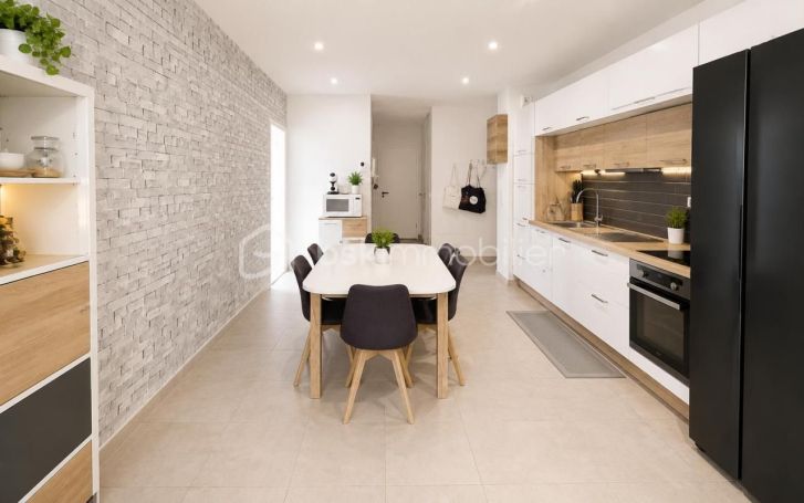 A louer APPARTEMENT T4 70 M2 TERRASSE  LE MUY