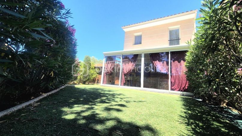 A vendre MAISON  4 PIECES 89 M2  CUERS