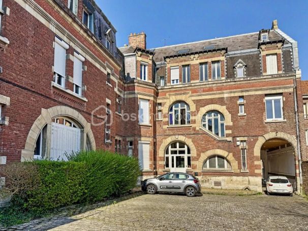A louer LOFT T4 110 M2  AMIENS