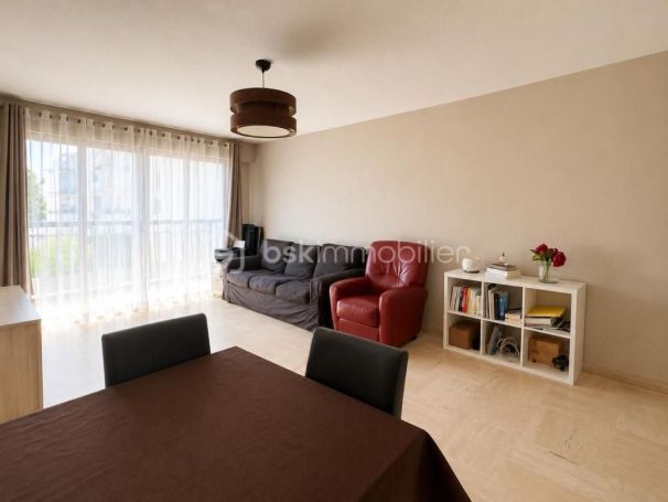 A louer APPARTEMENT T3 66 M2 BORD DE MER LE CANNET