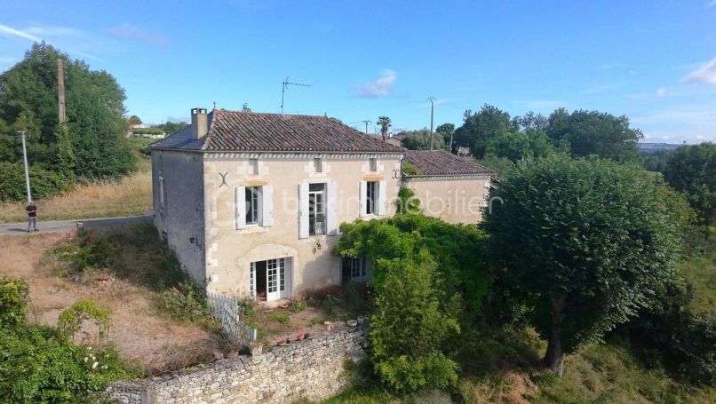A louer MAISON  DE MAîTRE  SAINTE FOY LA GRANDE
