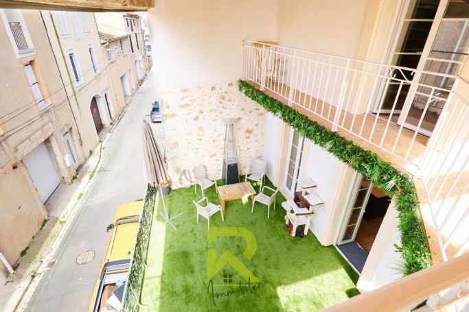 A louer LOFT  9 PIECES 247 M2  MURVIEL LES BEZIERS