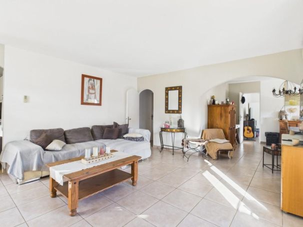 A louer MAISON  6 PIECES 120 M2  MEZZAVIA