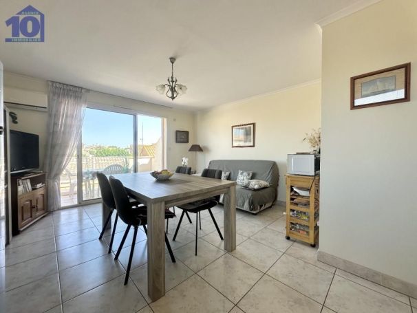 A louer APPARTEMENT T2 37 M2 TERRASSE PLAGE à PIED VALRAS PLAGE