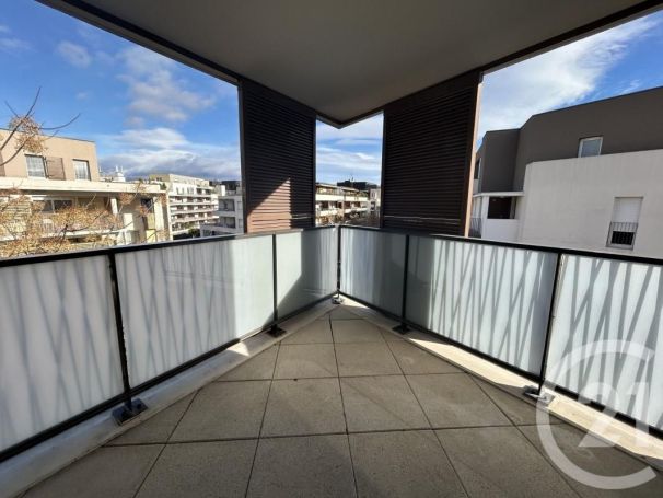 A louer APPARTEMENT T3 63 M2 TERRASSE MONTPELLIER