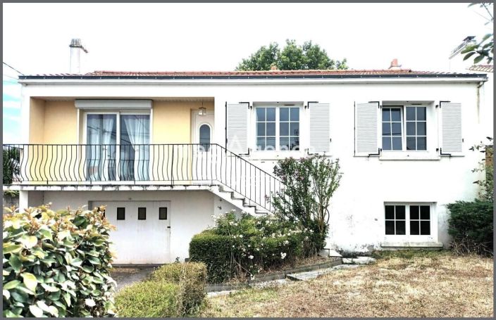 A louer MAISON  DE MAîTRE BORD DE MER BEAUVOIR SUR MER