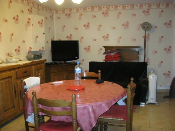 A louer APPARTEMENT  270 M2  MARQUES