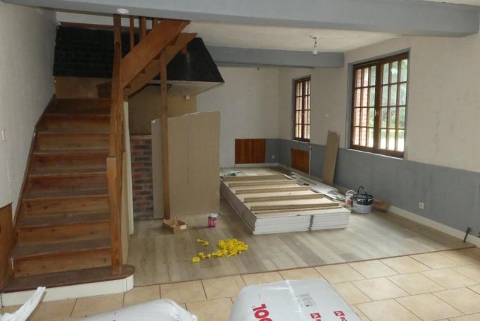A louer APPARTEMENT  270 M2  MARQUES
