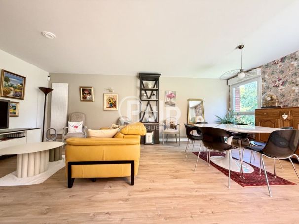 A louer APPARTEMENT T5 102 M2 TERRASSE  BEAURAINS