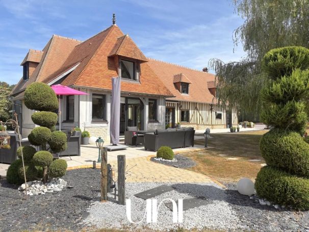 A louer MAISON  DE MAîTRE  PONT L EVEQUE