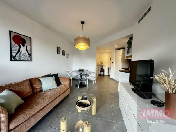 APPARTEMENT T2 43 M2 TERRASSE VUE MER COLLIOURE