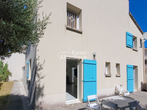 A louer MAISON  5 PIECES 85 M2 BORD DE MER LA PALMYRE