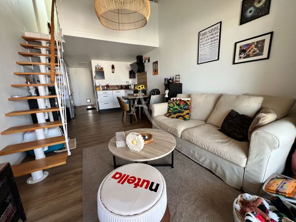 A louer APPARTEMENT DUPLEX T2 39 M2 VUE MER LONGEVILLE SUR MER