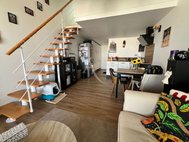 A louer APPARTEMENT DUPLEX T2 39 M2 VUE MER LONGEVILLE SUR MER
