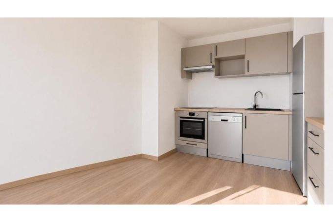A louer APPARTEMENT T2 46 M2  BORDEAUX
