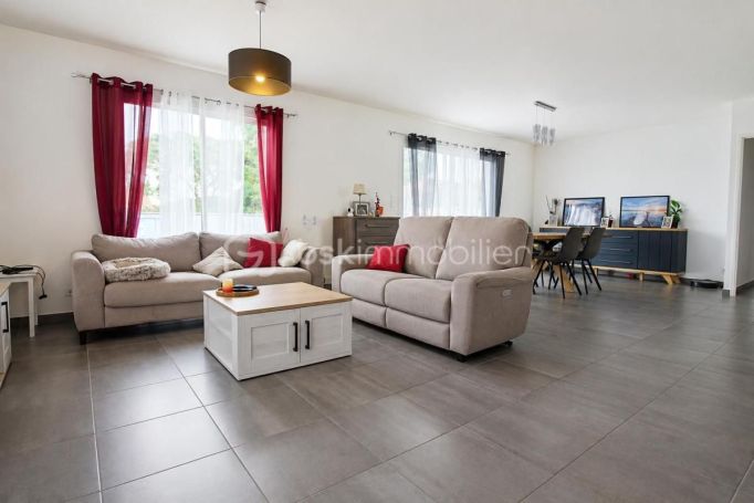 A louer MAISON  CONTEMPORAINE  AUSSEVIELLE