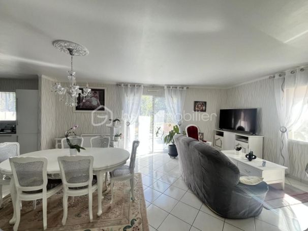 A louer MAISON  5 PIECES 86 M2  LE LOROUX BOTTEREAU