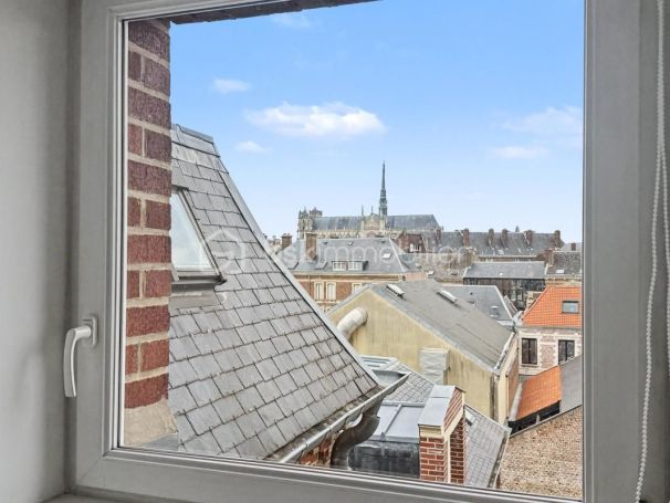 A louer STUDIO  52 M2  AMIENS