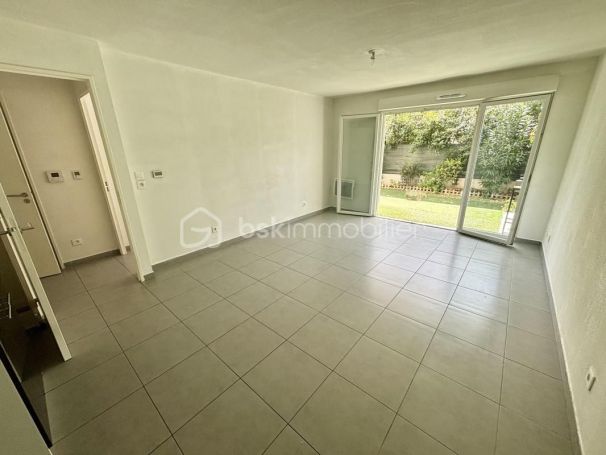 A louer APPARTEMENT T2 45 M2 TERRASSE  DRAGUIGNAN
